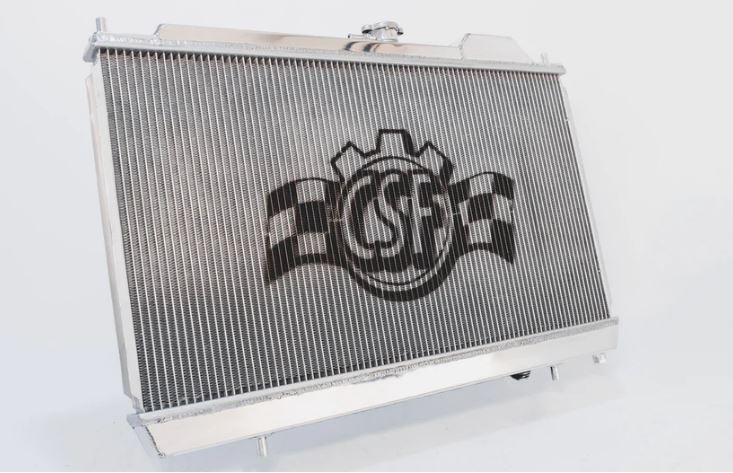 CSF Wärmetauscher Wasserkühler für Mitsubishi Lancer Evo 7 8 9 - Silber