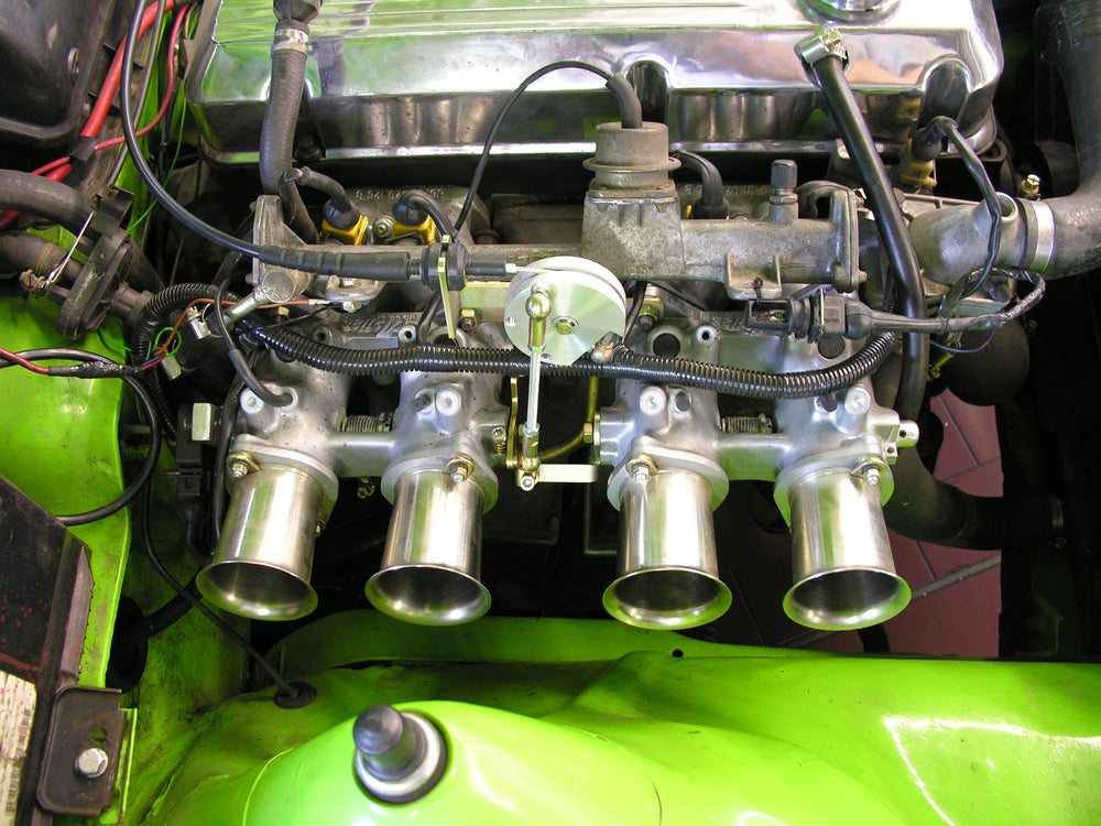 Rennsport Einzeldrosseleinspritzanlage Opel CIH 2,0 8V