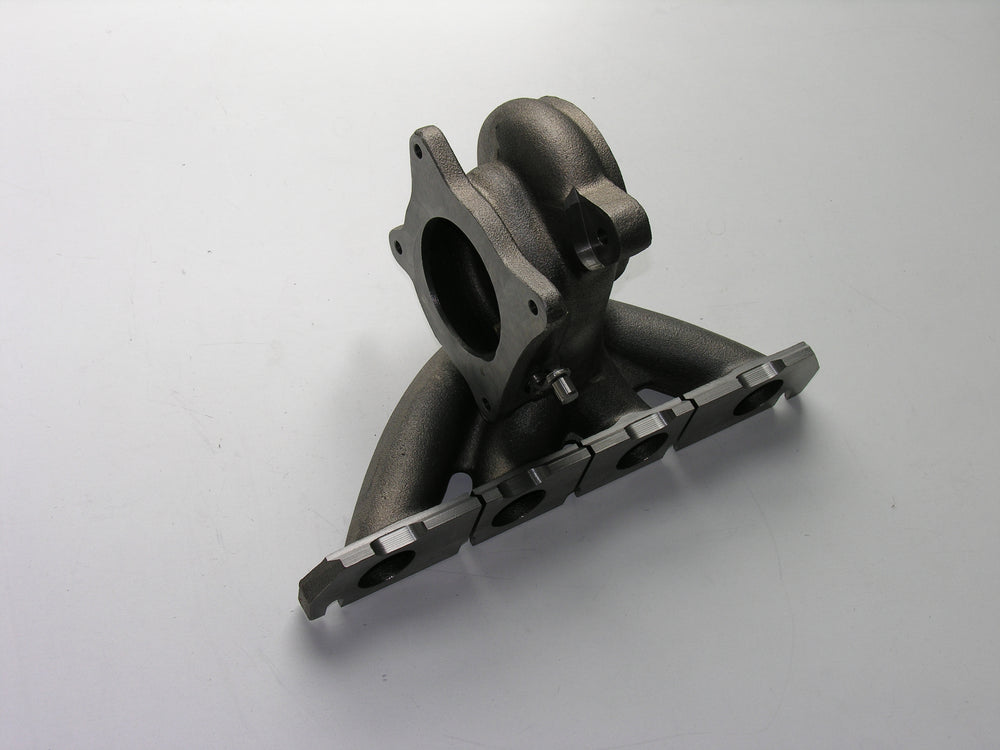 Edelstahl Turbo-Abgaskrümmer mit Abgasgehäuse VAG 2,0 TFSI für den K16 Lader aus dem Audi TTRS