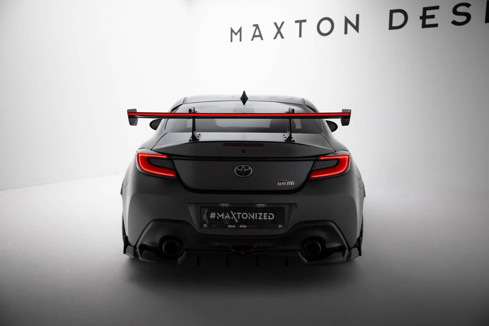Maxton Carbon Division - Carbon Heckspoiler Heckflügel mit Schwan Halterung + LED passend für Toyota GR86 / Subaru BRZ Mk2