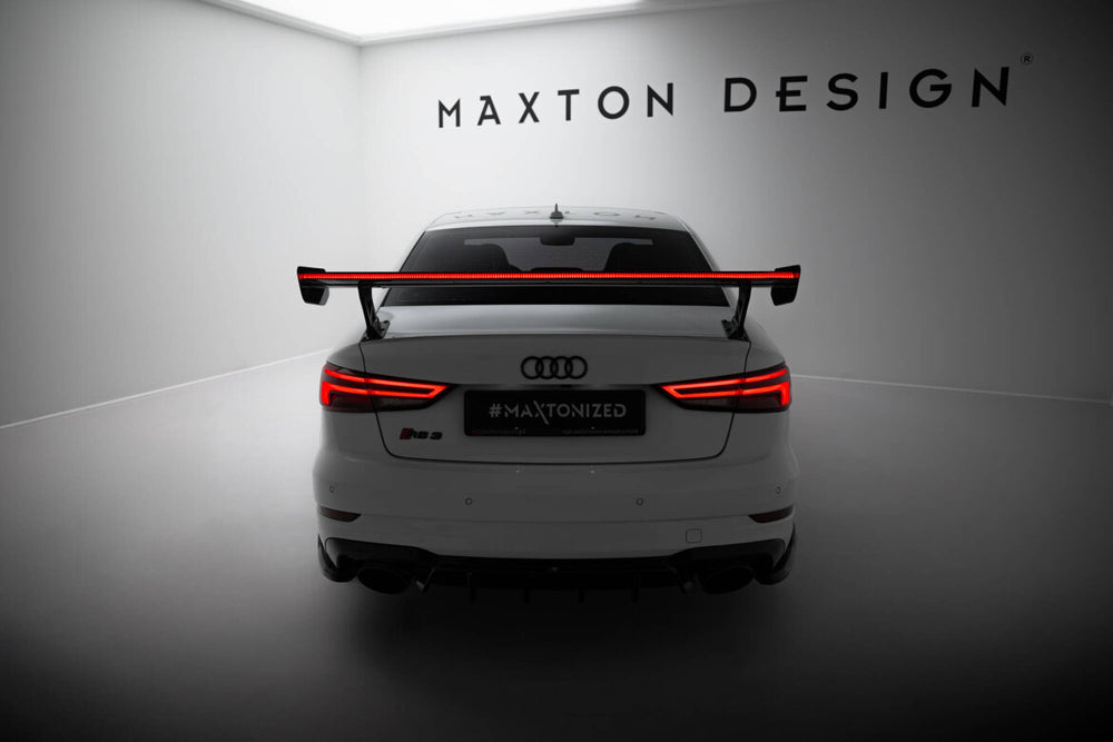 Maxton Carbon Division - Carbon Heckspoiler Heckflügel Standfuß Außen + LED passend für Audi A3 / A3 S-Line / S3 / RS3 Limousine 8V / 8V FL