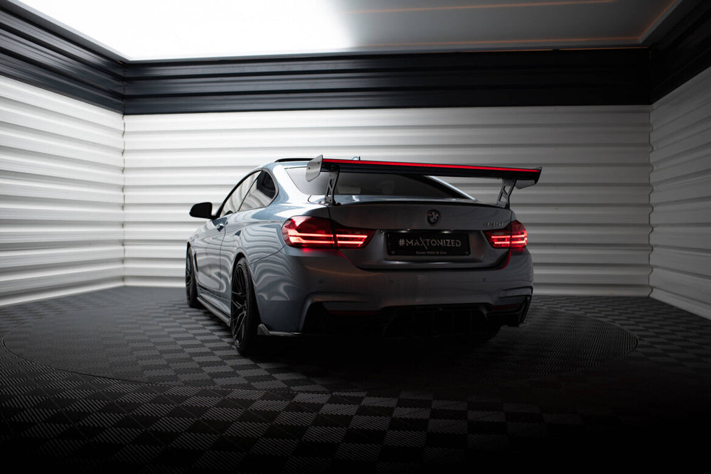 Maxton Carbon Division - Carbon Heckspoiler Heckflügel Standfuß Außen + LED passend für BMW 4er F32 / 4 F32 M-Paket Coupe