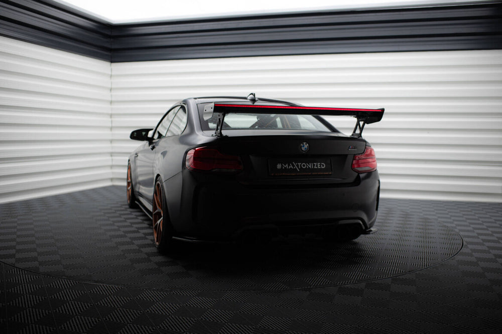 Maxton Carbon Division - Carbon Heckspoiler Heckflügel Standfuß Außen + LED passend für BMW M2 F87 / 2 / 2 M-Paket F22