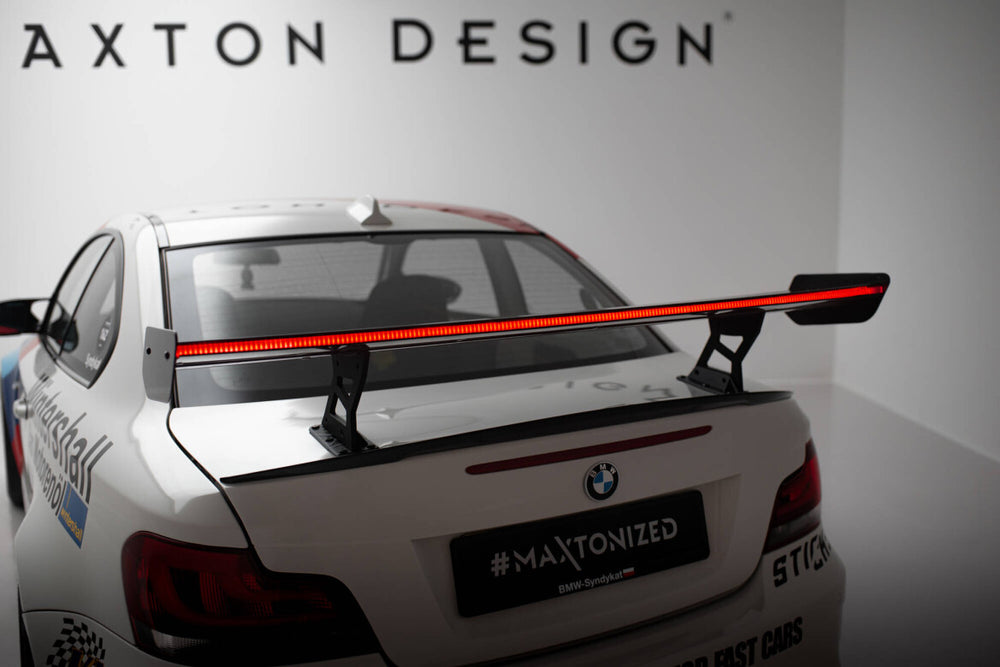 Maxton Carbon Division - Carbon Heckspoiler Heckflügel Standfuß Innen V.2 + LED passend für BMW 1er M E82