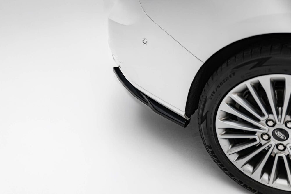 Maxton Parts - Diffusor Flaps passend für Ford Focus Vignale Kombi Mk4 schwarz Hochglanz