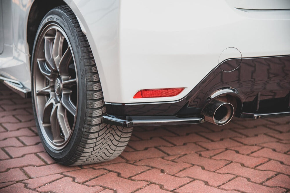 Maxton Parts - Diffusor Flaps V.1 passend für Toyota GR Yaris Mk4 schwarz Hochglanz