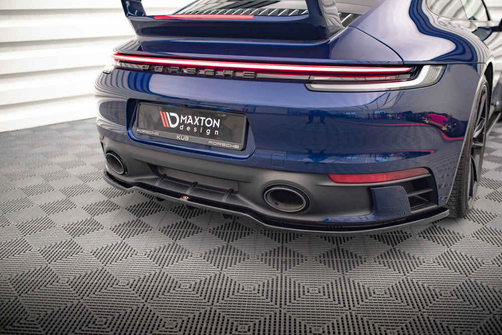 Maxton Parts - Diffusor Heckansatz V.1 passend für Porsche 911 Carrera Aero / Carrera GTS 992 schwarz Hochglanz