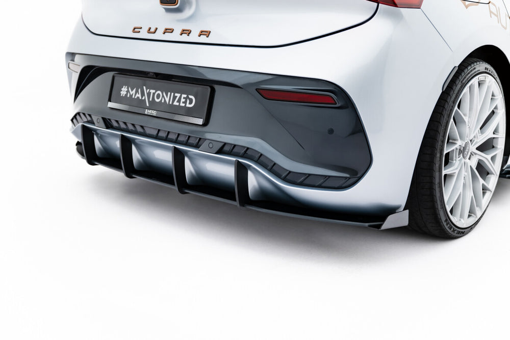 Maxton Parts - Heckansatz Diffusor + Flaps passend für CUPRA Born Mk1 schwarz Hochglanz
