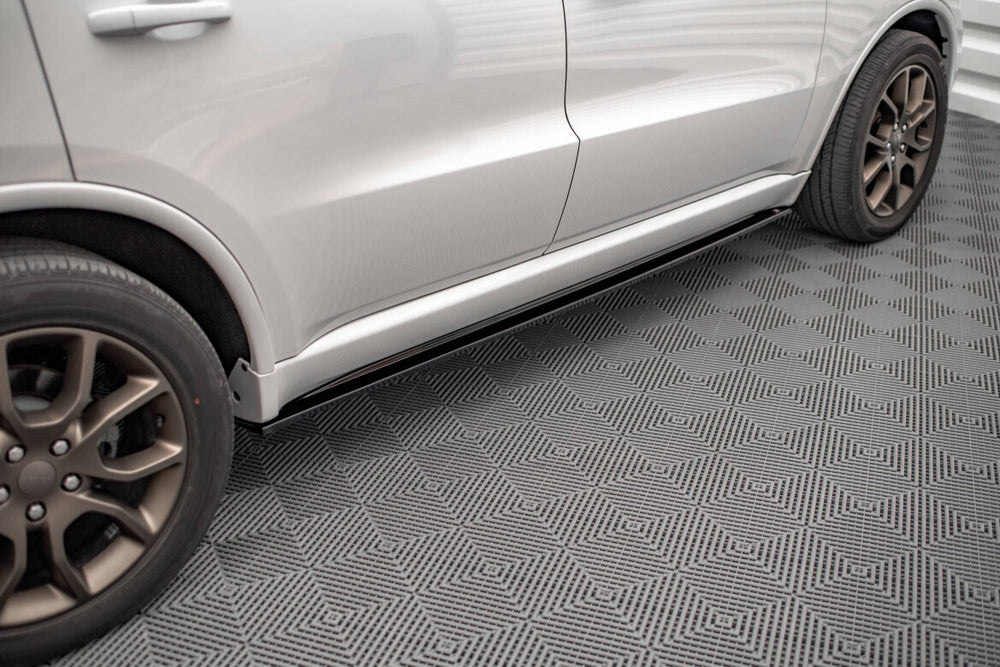 Maxton Parts - Seitenschweller Ansatz (Paar) passend für Dodge Durango RT Mk3 schwarz Hochglanz