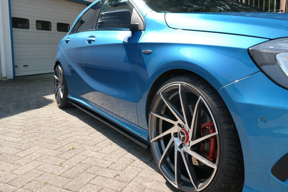 Maxton Parts - Seitenschweller Ansatz (Paar) passend für Mercedes W176 AMG-LINE vor FL Carbon Look