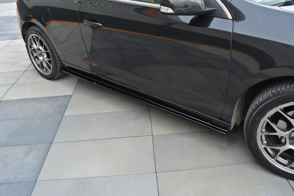 Maxton Parts - Seitenschweller Ansatz (Paar) passend für Renault Laguna Coupe Mk3 schwarz Hochglanz