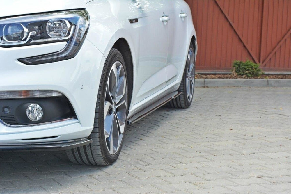 Maxton Parts - Seitenschweller Ansatz (Paar) passend für Renault Megane Hatchback Mk4 schwarz Hochglanz