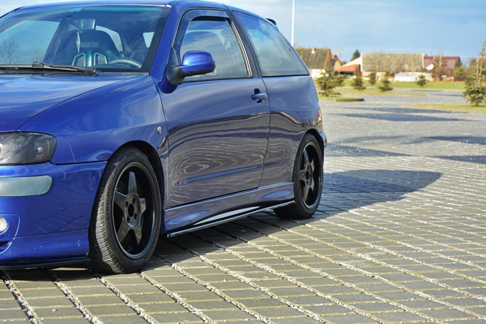 Maxton Parts - Seitenschweller Ansatz (Paar) passend für Seat Ibiza MK2 FL CUPRA schwarz Hochglanz