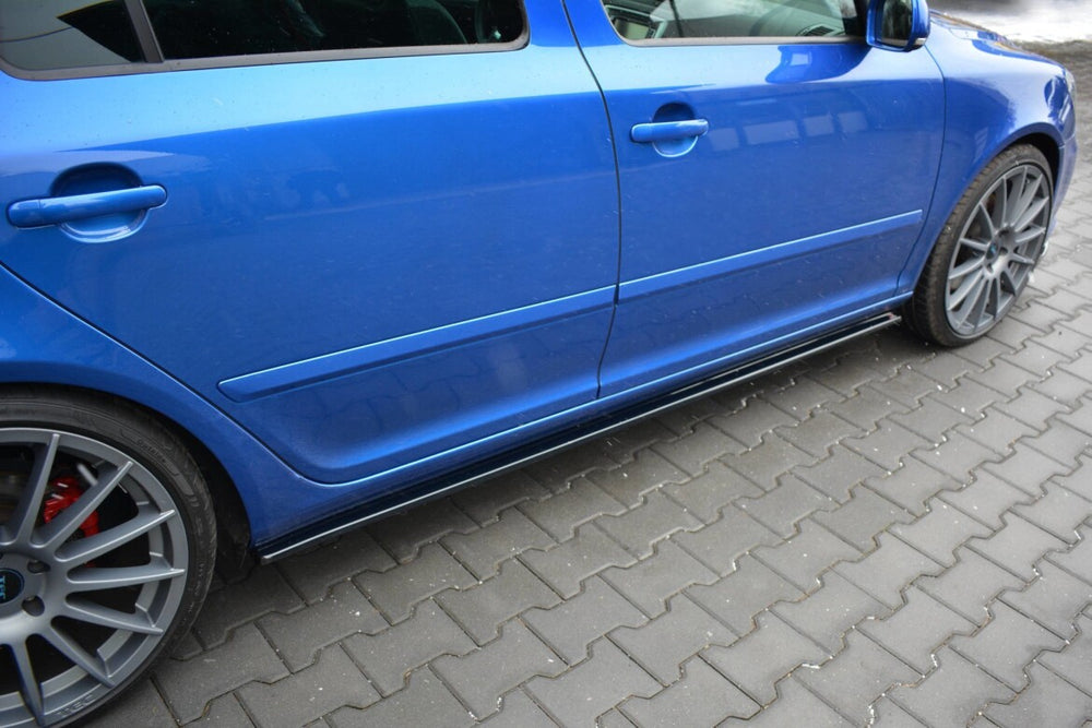 Maxton Parts - Seitenschweller Ansatz (Paar) passend für Skoda Octavia RS Mk2 / Mk2 FL schwarz Hochglanz