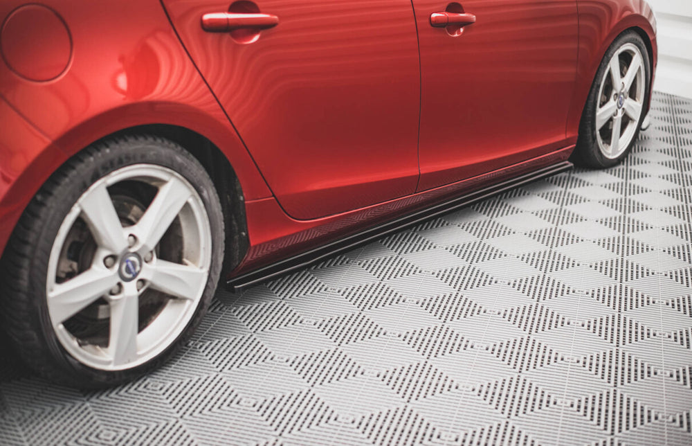 Maxton Parts - Seitenschweller Ansatz (Paar) passend für Volvo V40 schwarz Hochglanz