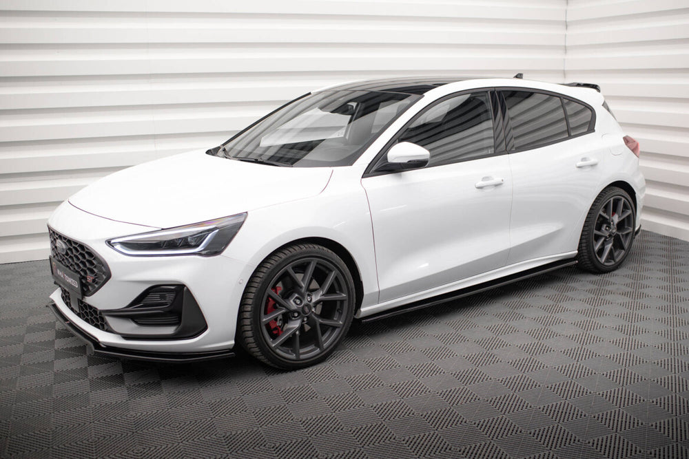 Maxton Parts - Seitenschweller Ansatz (Paar) V.1 passend für Ford Focus ST / ST-Line Mk4 FL schwarz Hochglanz