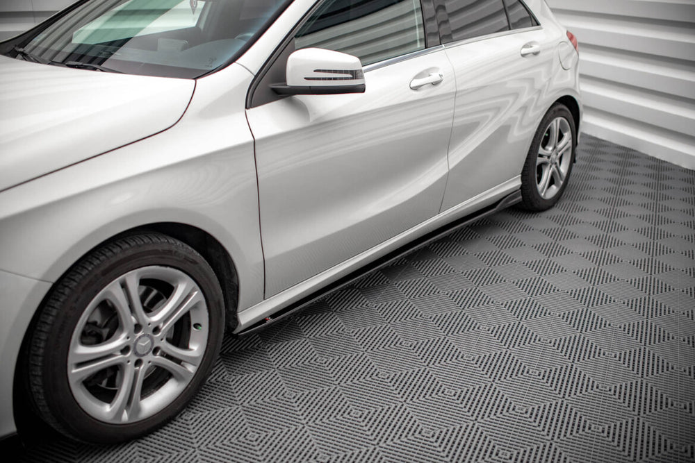 Maxton Parts - Seitenschweller Ansatz (Paar) V.1 passend für Mercedes A W176 schwarz Hochglanz