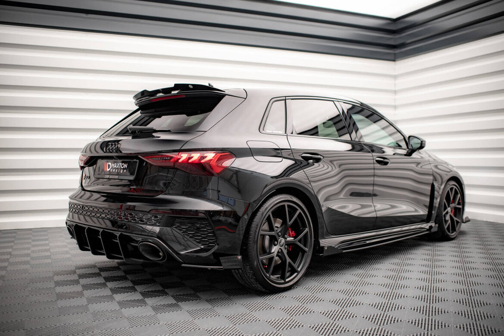 Maxton Parts - Seitenschweller Flaps passend für Audi RS3 Sportback 8Y schwarz Hochglanz