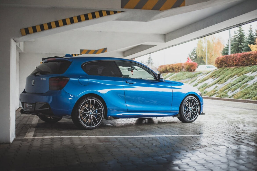 Maxton Parts - Seitenschweller Flaps passend für BMW 1er F21 M135i / M140i / M-Paket schwarz Hochglanz