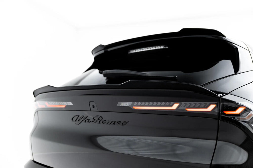 Maxton Parts - Unterer Heckspoiler Lippe passend für Alfa Romeo Junior Mk1 schwarz Hochglanz