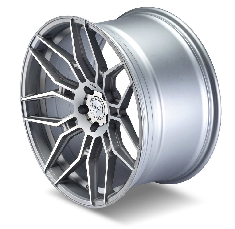WF CF.2-FF | 20x10 ET45 5/120 | Frozen Crystal Silver