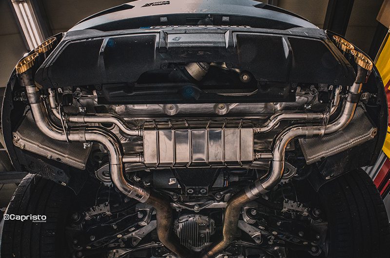 BMW XM - Endschalldämpfer zur Verwendung mit den OEM-Aktuatoren, farbig eloxierte Endrohre in schwarz, rot, silber, gold* und Aluminium-Außenhülse in wicrom black