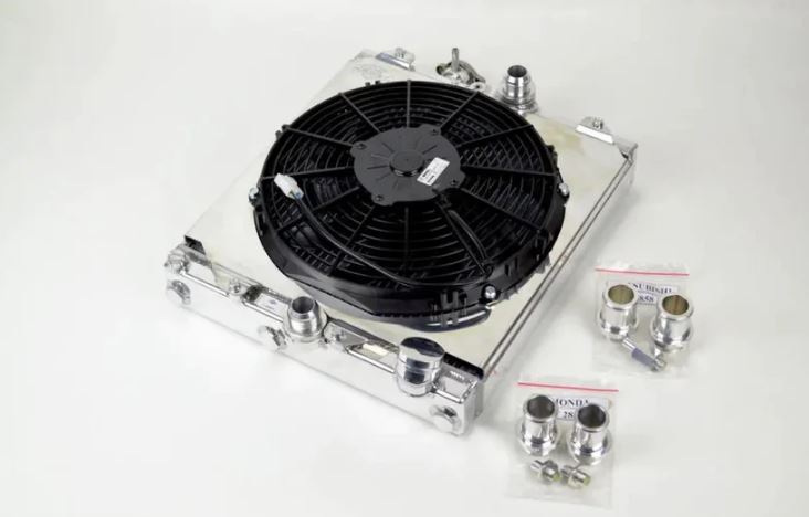 CSF Wärmetauscher Wasserkühler für Honda Civic VTEC und Del Sol Modelle 1992-2000 - Silber