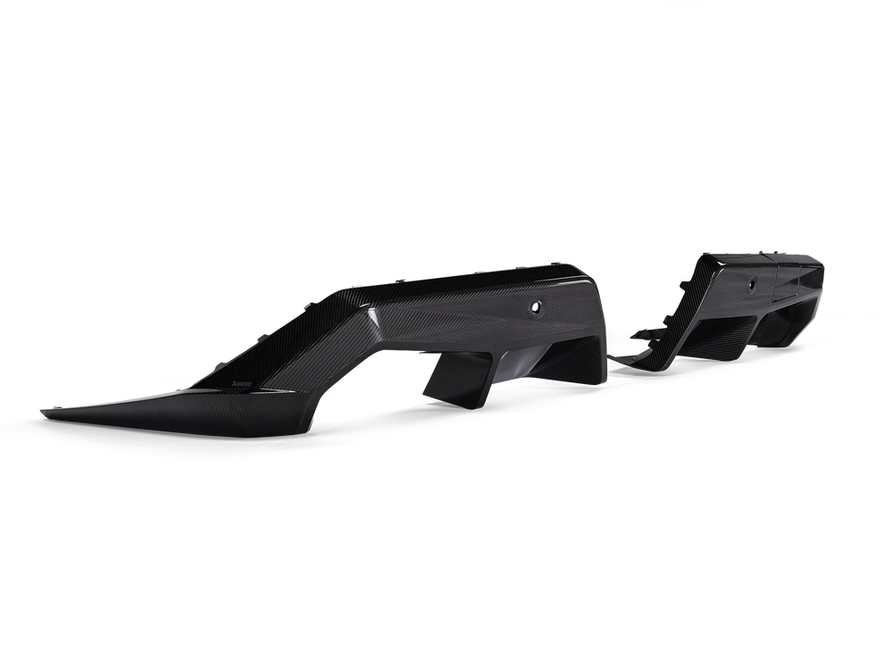 DI-BM/CA/11/G Rear Carbon Fibre Diffuser - High Gloss