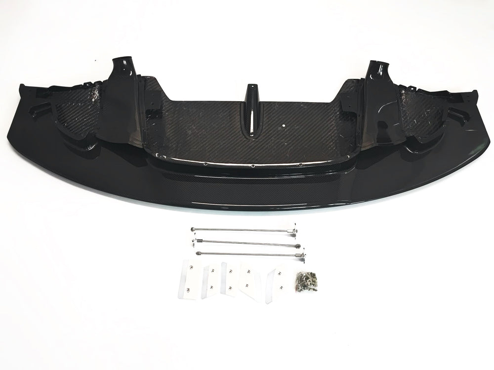 Dry Carbon GT4 Style Frontlippe passend für BMW M3 F80 M4 F82 F83