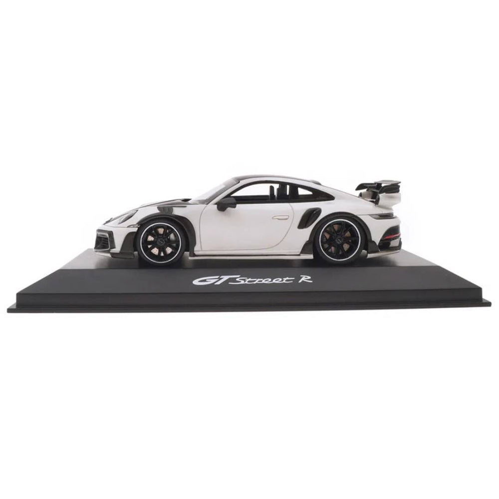 TECHART GTstreet R (992) Sammlermodell 1:43 - Weiß