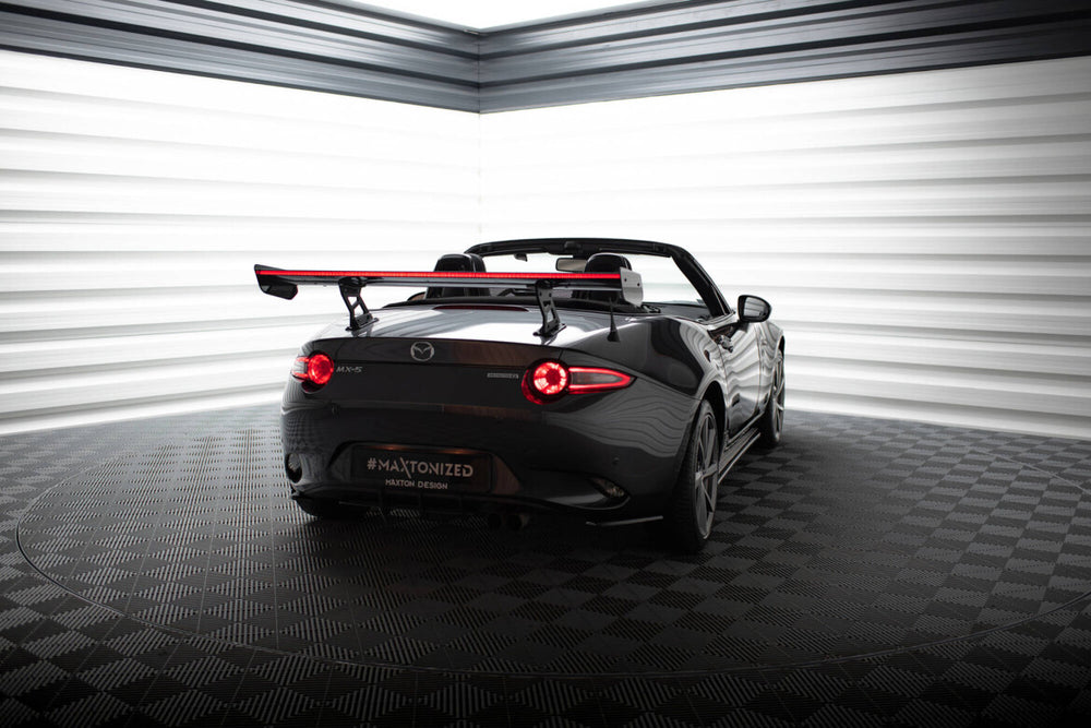 Maxton Carbon Division - Carbon Heckspoiler Heckflügel Standfuß Innen + LED passend für Mazda MX-5 ND (Mk4)