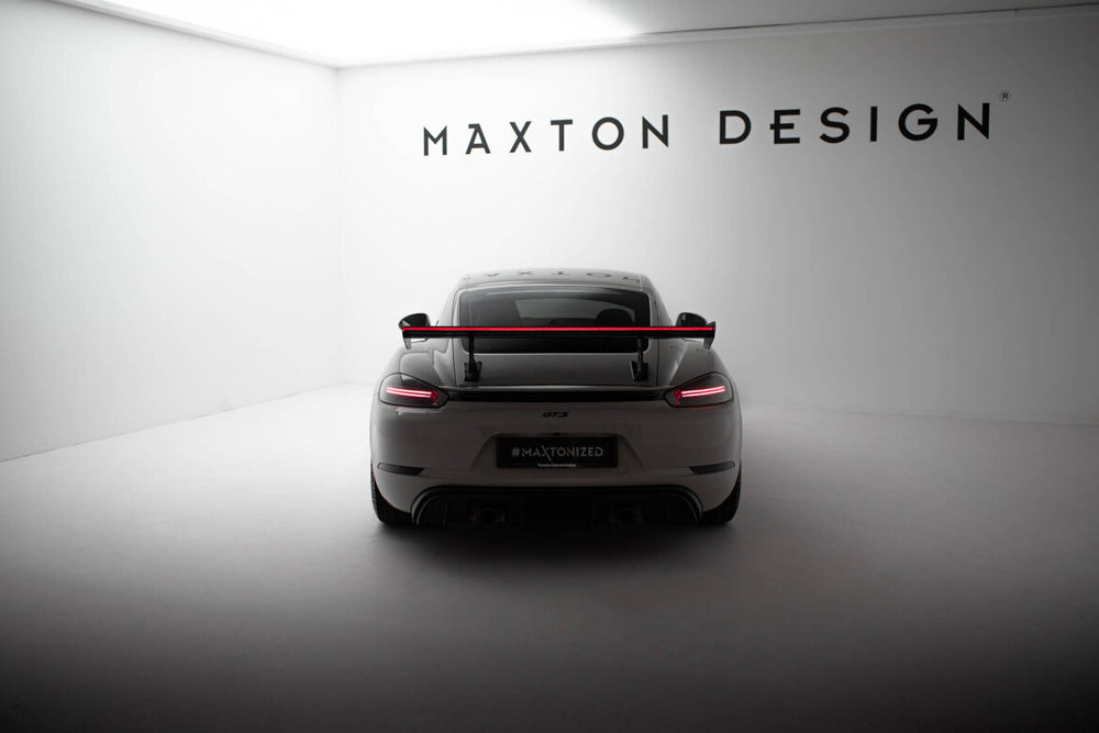 Maxton Carbon Division - Carbon Heckspoiler Heckflügel Standfuß Innen V.1 + LED passend für Porsche 718 Cayman 982c