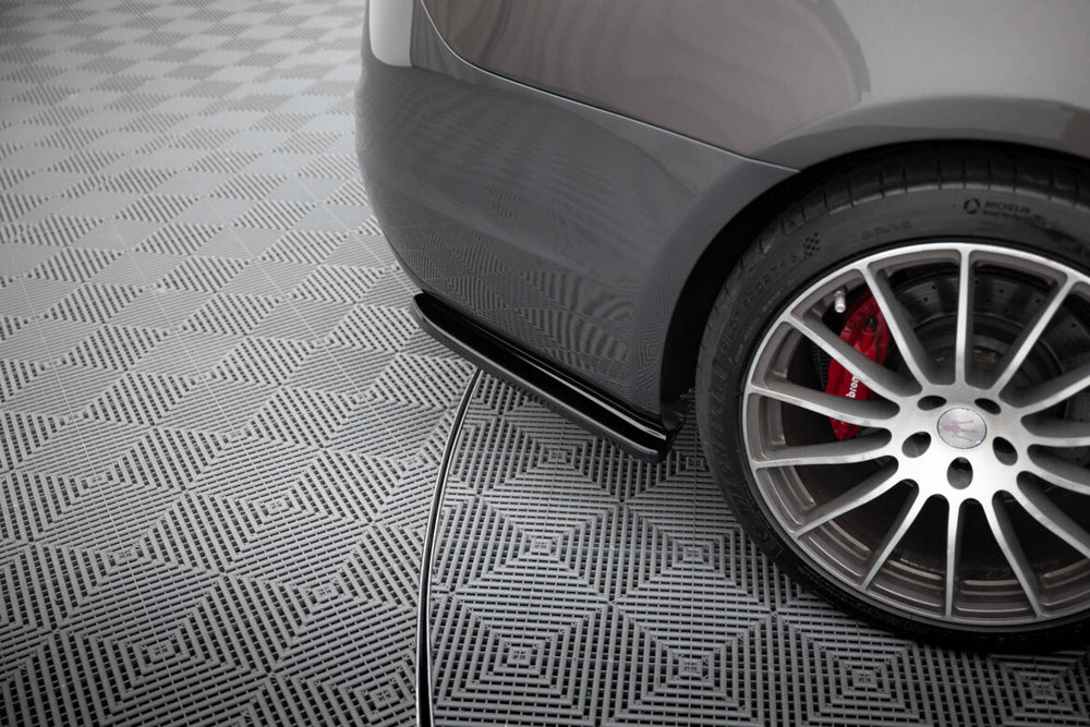 Maxton Parts - Diffusor Flaps passend für Maserati Quattroporte Mk6 schwarz Hochglanz