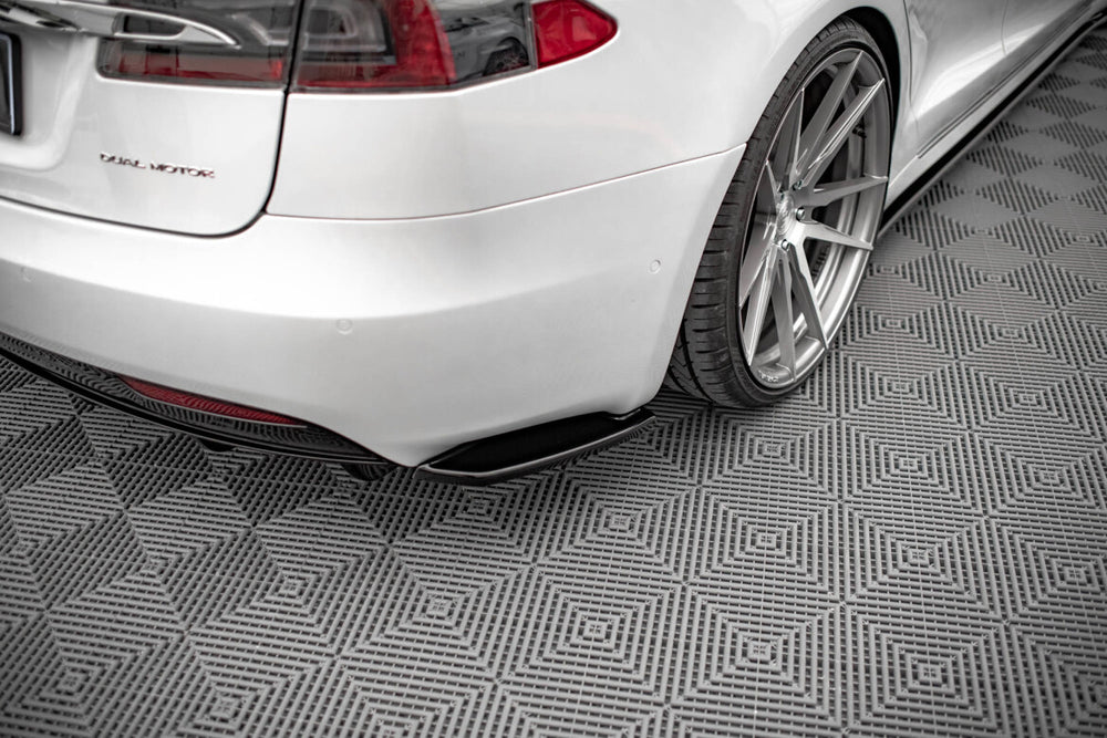 Maxton Parts - Diffusor Flaps passend für Tesla Model S FL schwarz Hochglanz