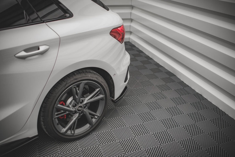 Maxton Parts - Diffusor Flaps V.1 passend für Audi S3 Sportback 8Y schwarz Hochglanz