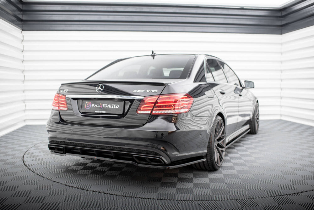 Maxton Parts - Diffusor Heckansatz passend für Mercedes E63 AMG Limousine W212 FL schwarz Hochglanz