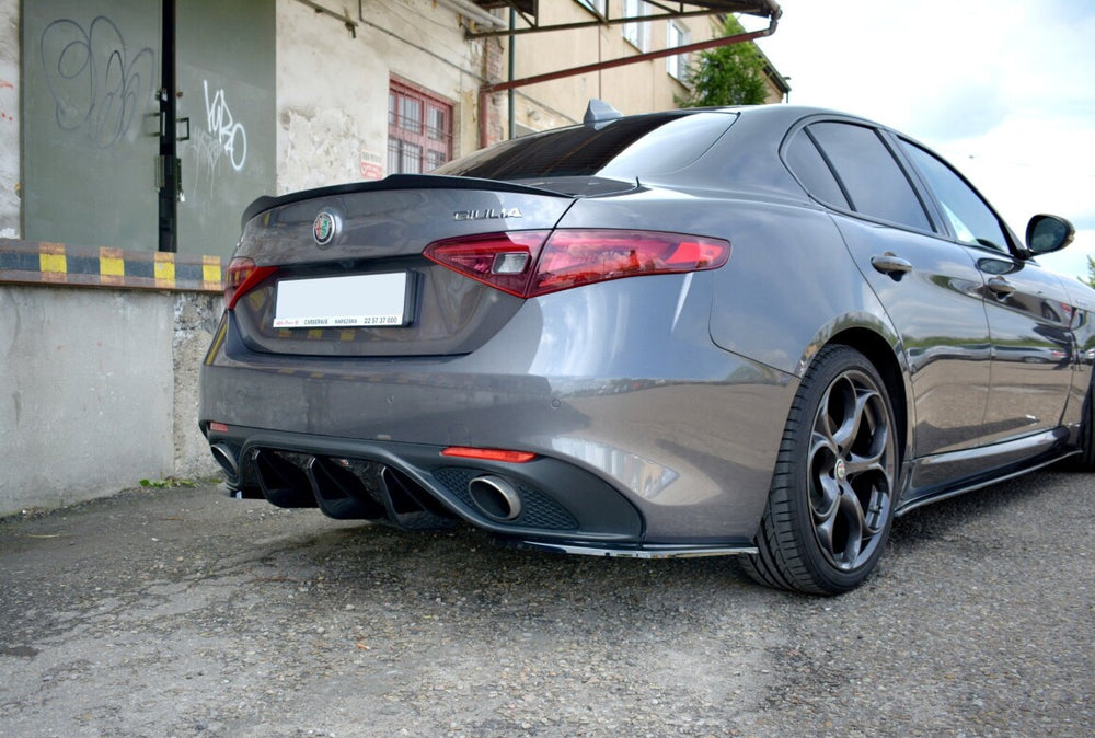 Maxton Parts - Heckansatz Diffusor passend für Alfa Romeo GIULIA VELOCE schwarz Hochglanz