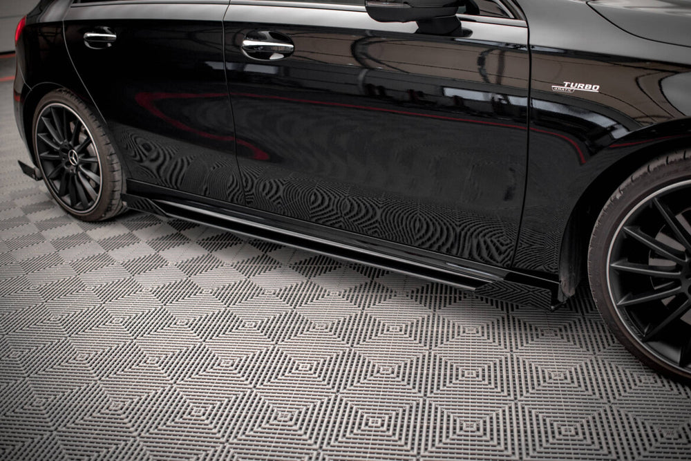 Maxton Parts - Seitenschweller Ansatz (Paar) + Flaps passend für Mercedes A35 AMG / AMG-Line Aero Pack W177 schwarz Hochglanz