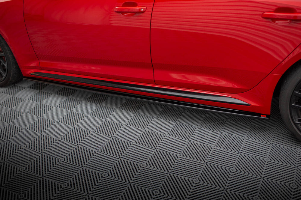 Maxton Parts - Seitenschweller Ansatz (Paar) passend für Audi RS4 B9 / B9 FL schwarz Hochglanz
