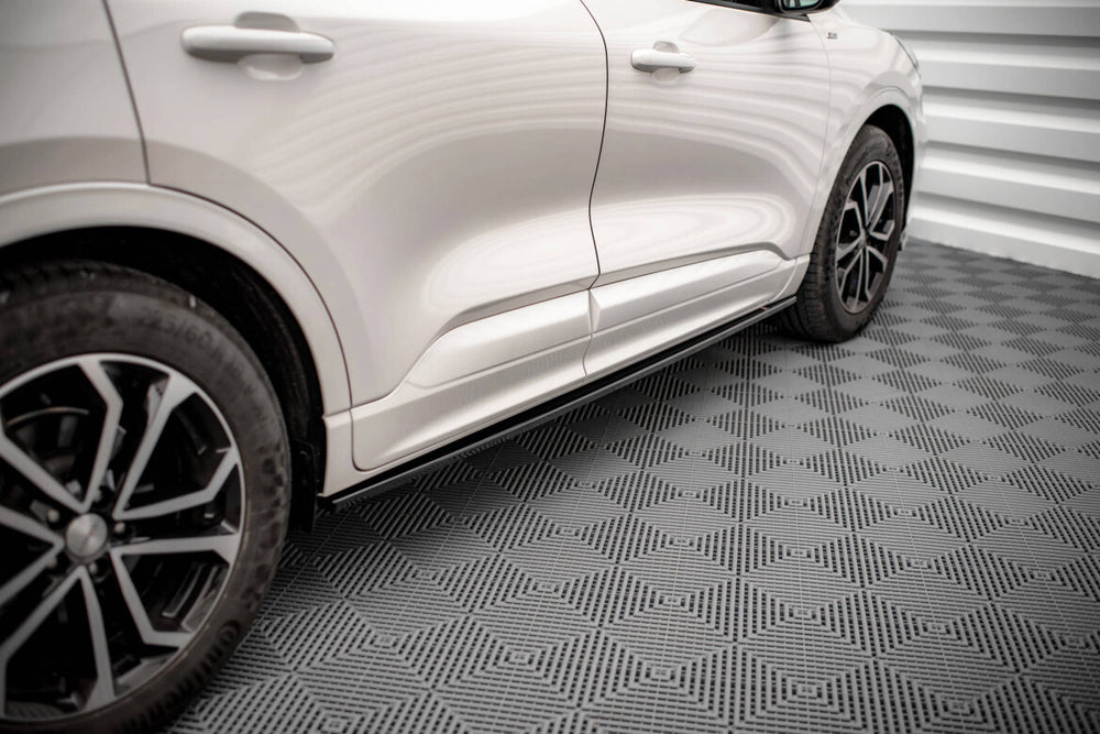 Maxton Parts - Seitenschweller Ansatz (Paar) passend für Ford Kuga ST-Line Mk3 schwarz Hochglanz
