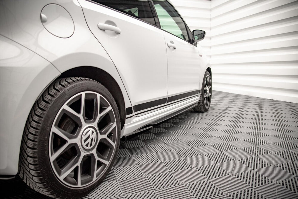 Maxton Parts - Seitenschweller Ansatz (Paar) passend für VW Up GTI schwarz Hochglanz