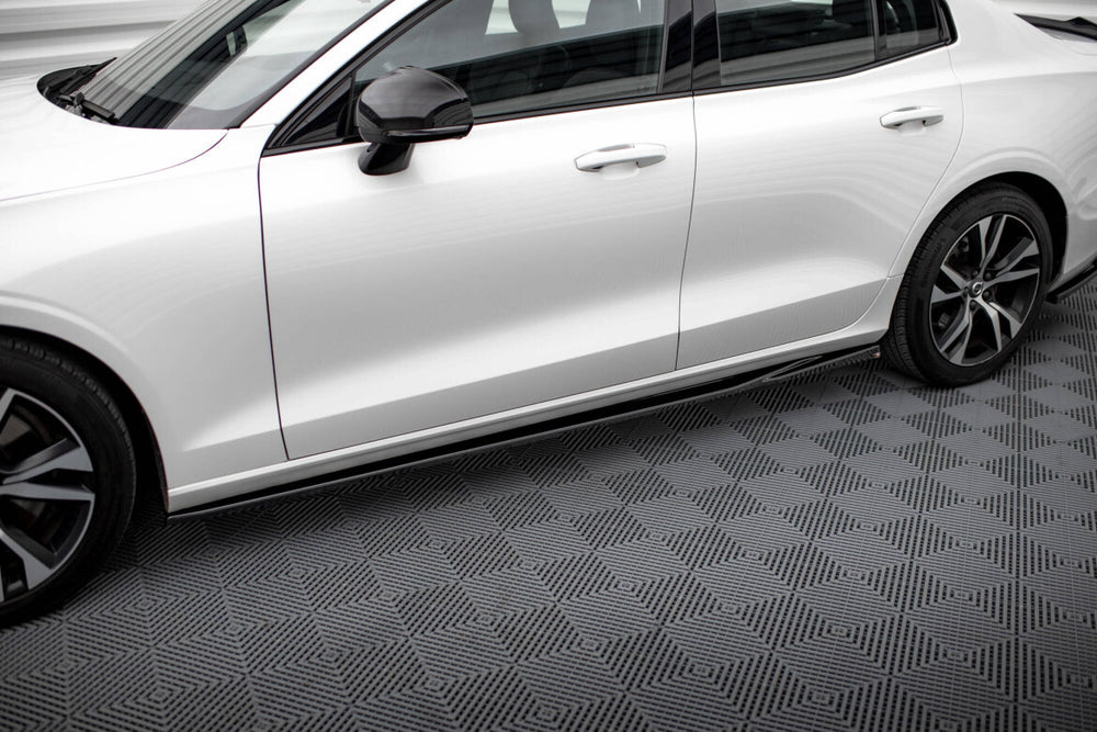 Maxton Parts - Seitenschweller Ansatz (Paar) V.1 passend für Volvo S60/V60 R-Design Mk3 schwarz Hochglanz