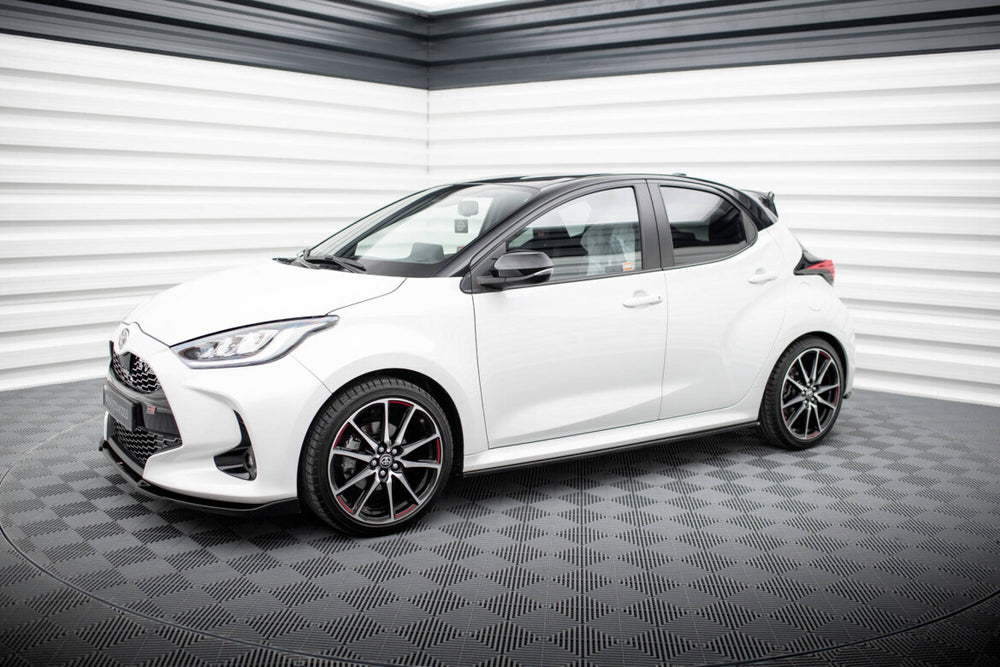 Maxton Parts - Seitenschweller Ansatz (Paar) V.2 passend für Toyota Yaris Mk4 schwarz Hochglanz